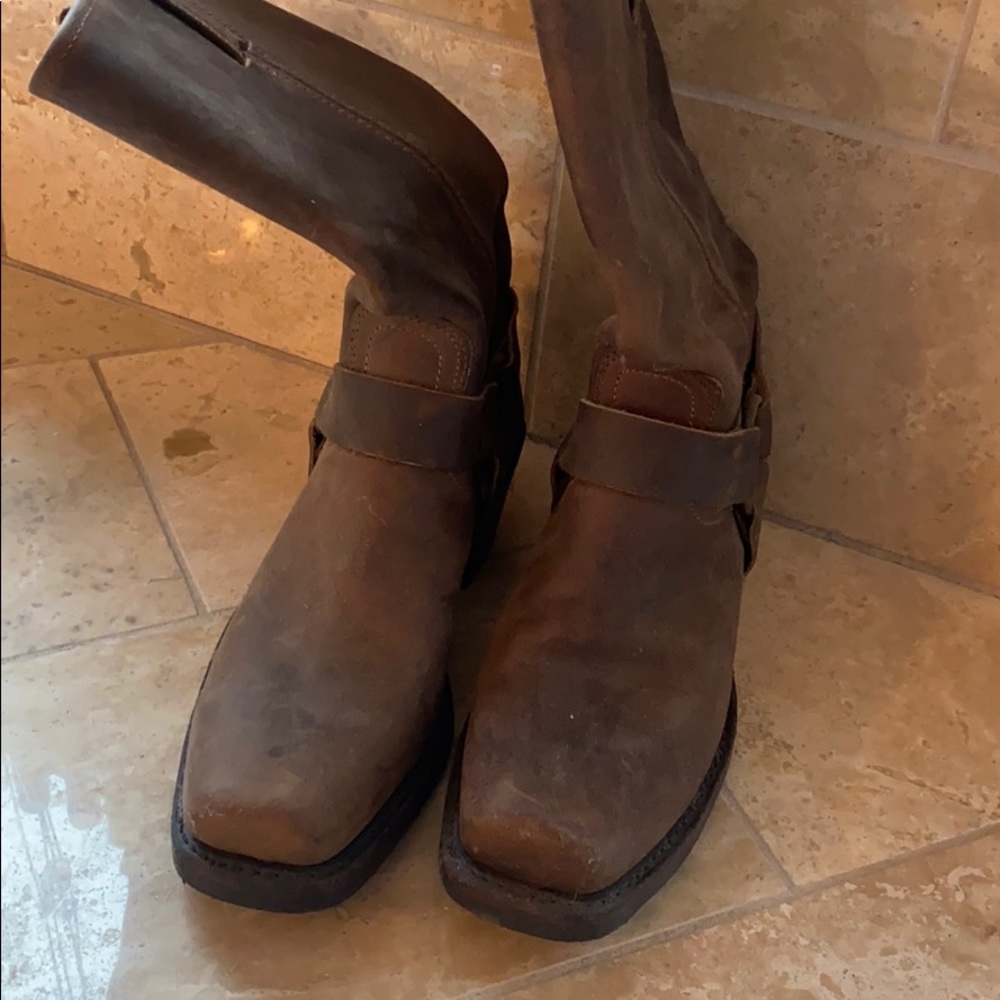 Barely Worn Western Cowboy Frye Boots